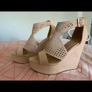 Tan wedges